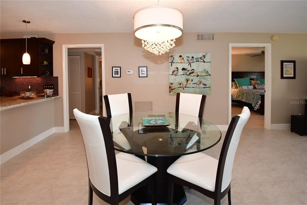 For Rent: $5,000 (2 beds, 2 baths, 1320 Square Feet)