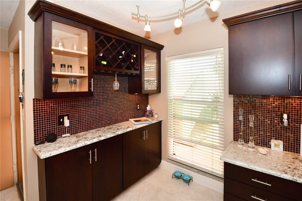 For Rent: $5,000 (2 beds, 2 baths, 1320 Square Feet)