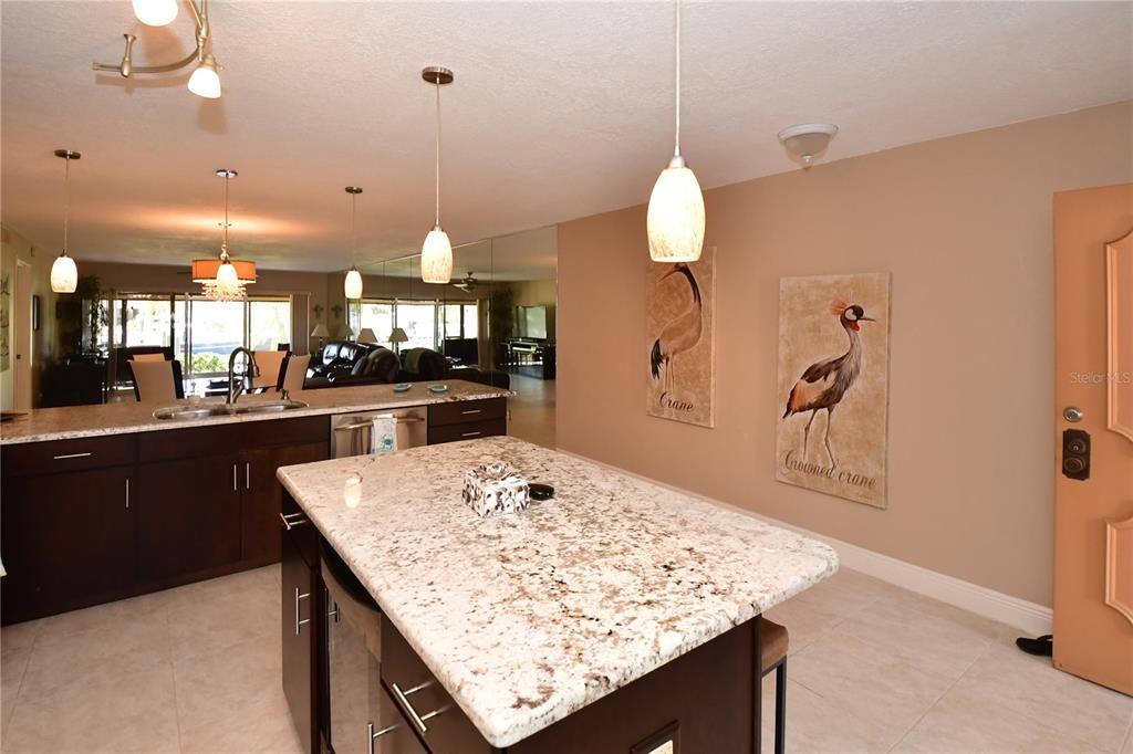 For Rent: $5,000 (2 beds, 2 baths, 1320 Square Feet)