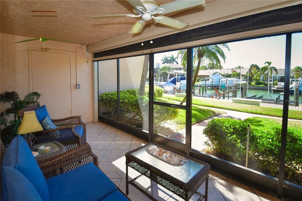 For Rent: $5,000 (2 beds, 2 baths, 1320 Square Feet)