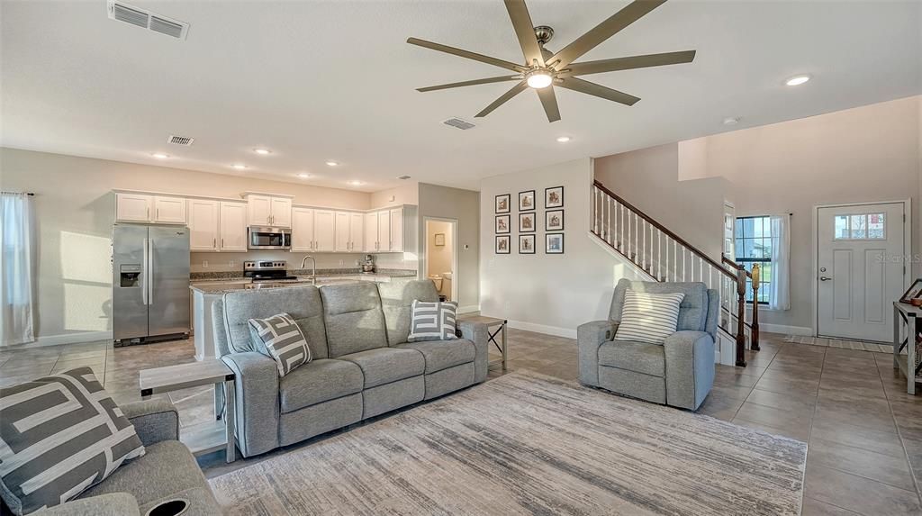 For Sale: $419,000 (4 beds, 2 baths, 2202 Square Feet)