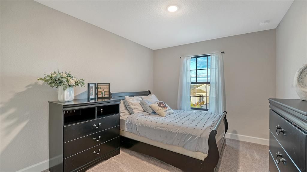 For Sale: $419,000 (4 beds, 2 baths, 2202 Square Feet)