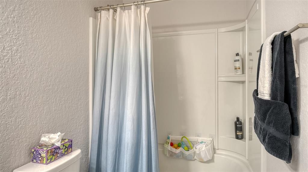 For Sale: $419,000 (4 beds, 2 baths, 2202 Square Feet)