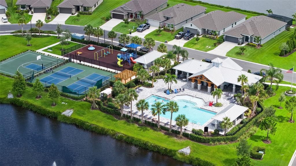 For Sale: $419,000 (4 beds, 2 baths, 2202 Square Feet)