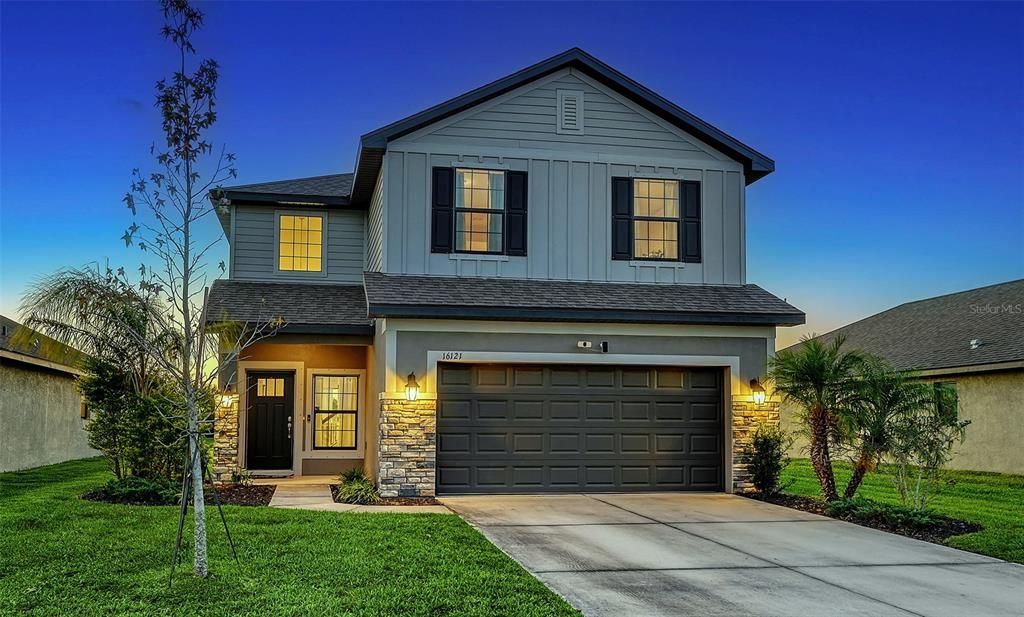 For Sale: $419,000 (4 beds, 2 baths, 2202 Square Feet)