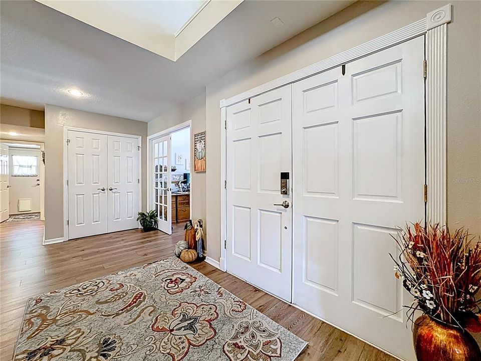 На продажу: $625,000 (4 спален, 2 ванн, 2926 Квадратных фут)