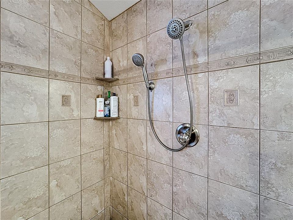 На продажу: $625,000 (4 спален, 2 ванн, 2926 Квадратных фут)