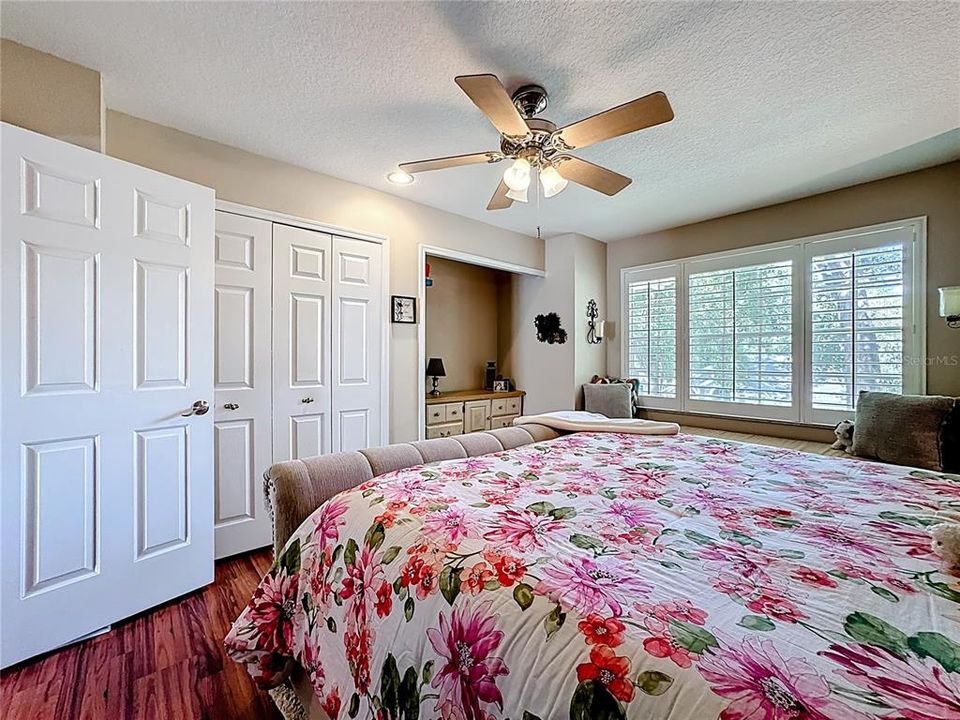 На продажу: $625,000 (4 спален, 2 ванн, 2926 Квадратных фут)