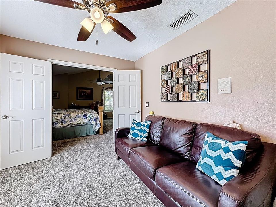 На продажу: $625,000 (4 спален, 2 ванн, 2926 Квадратных фут)