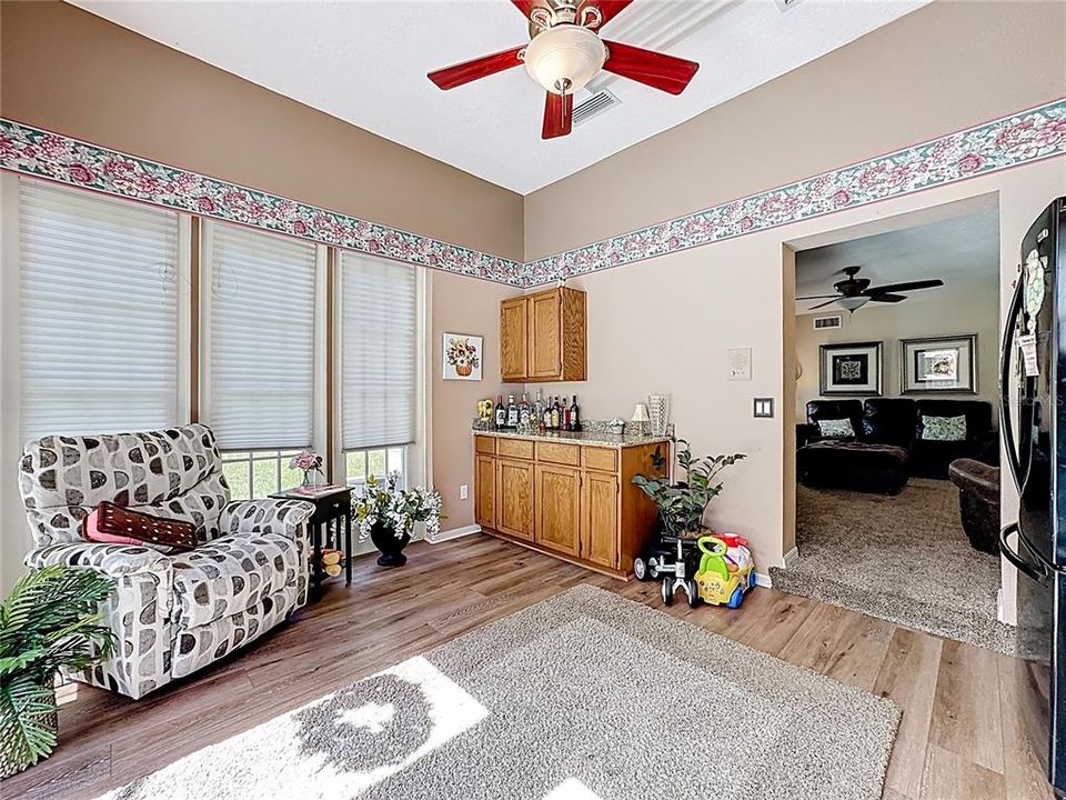 На продажу: $625,000 (4 спален, 2 ванн, 2926 Квадратных фут)