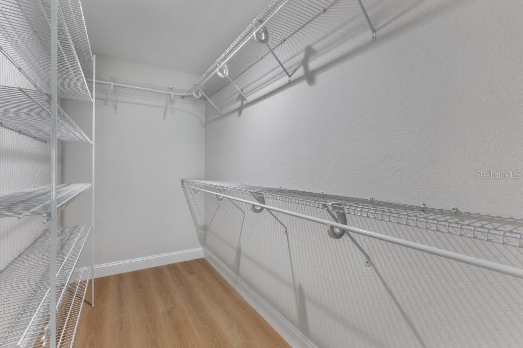 For Sale: $294,900 (3 beds, 2 baths, 1491 Square Feet)