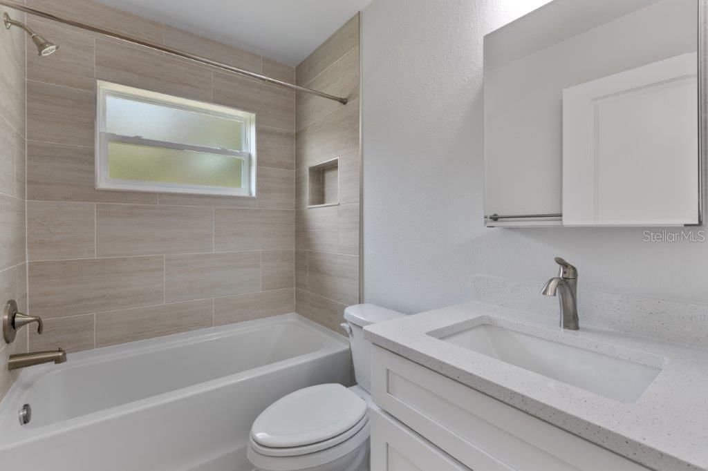 For Sale: $294,900 (3 beds, 2 baths, 1491 Square Feet)