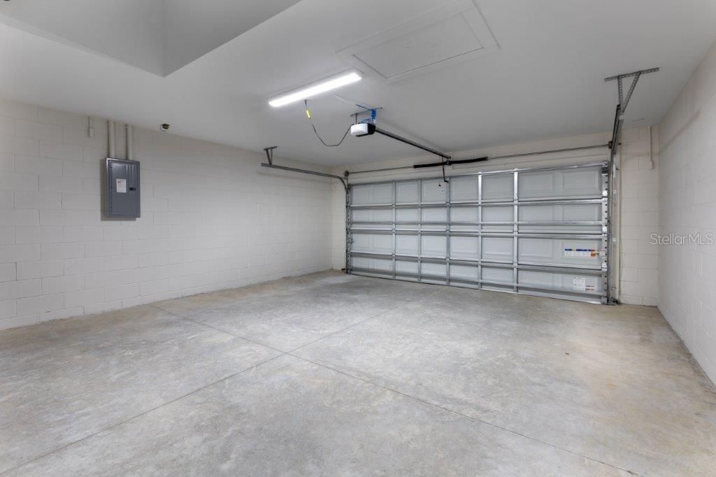 For Sale: $294,900 (3 beds, 2 baths, 1491 Square Feet)