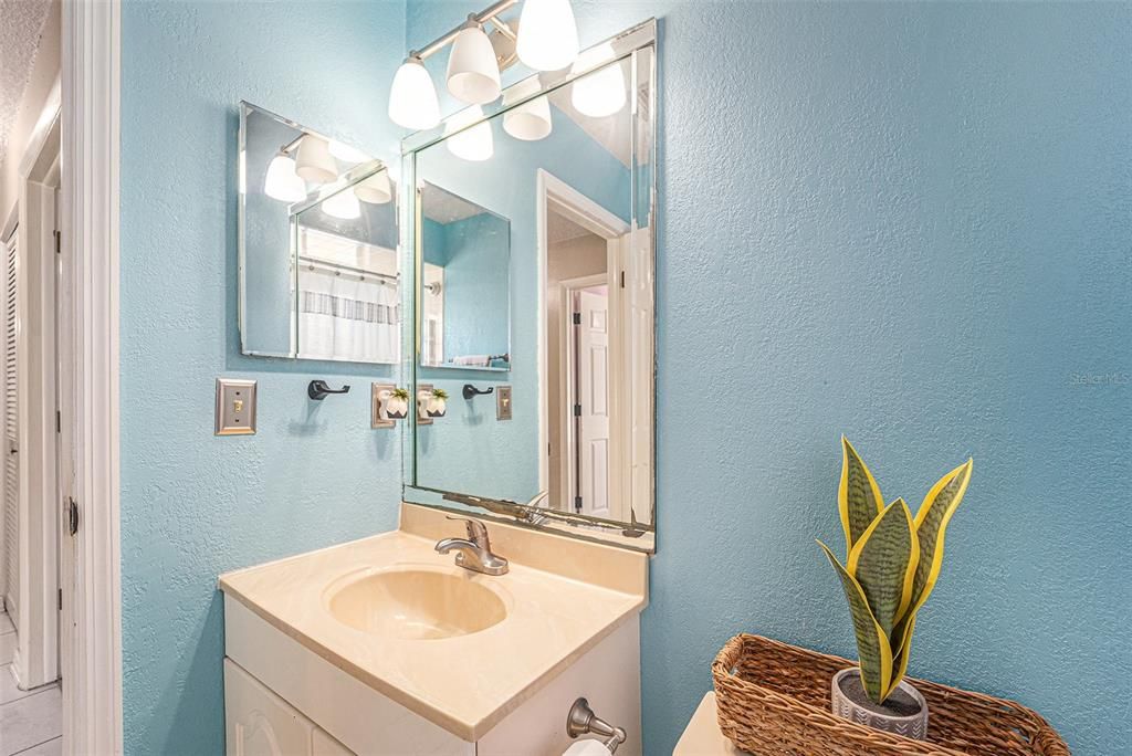 For Sale: $340,000 (3 beds, 2 baths, 1530 Square Feet)