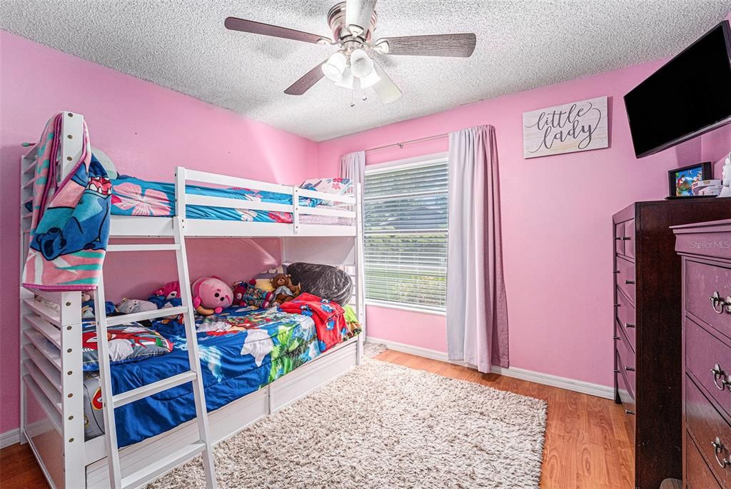 For Sale: $340,000 (3 beds, 2 baths, 1530 Square Feet)