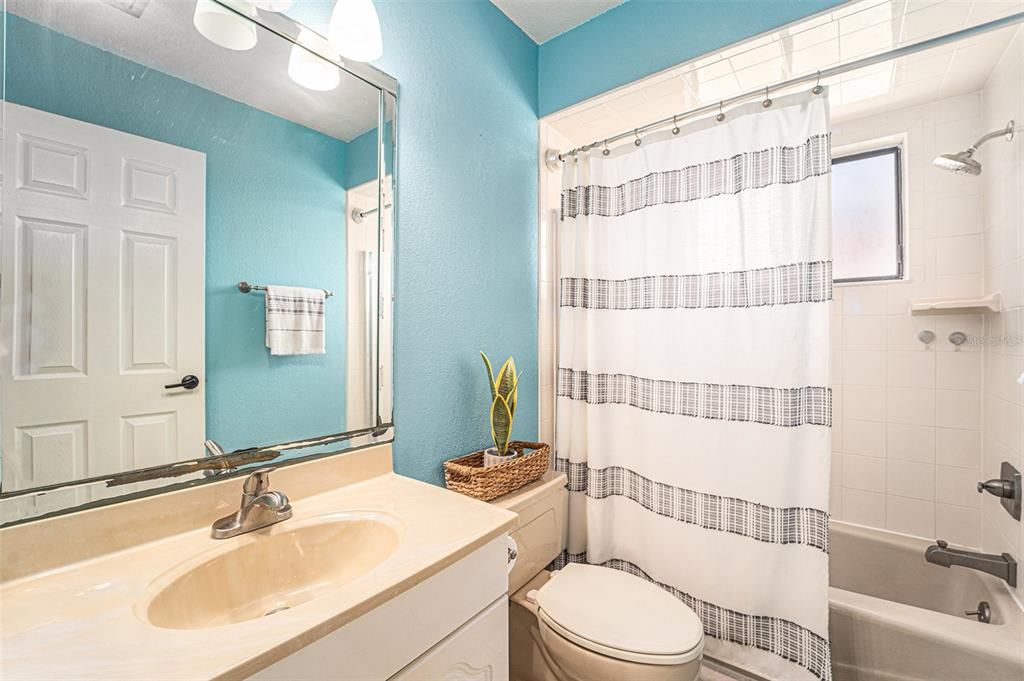 For Sale: $340,000 (3 beds, 2 baths, 1530 Square Feet)