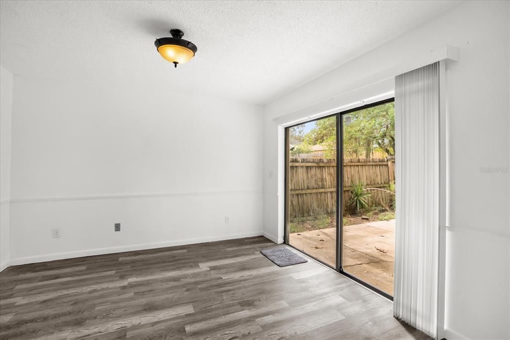 En Venta: $339,000 (3 camas, 2 baños, 1580 Pies cuadrados)