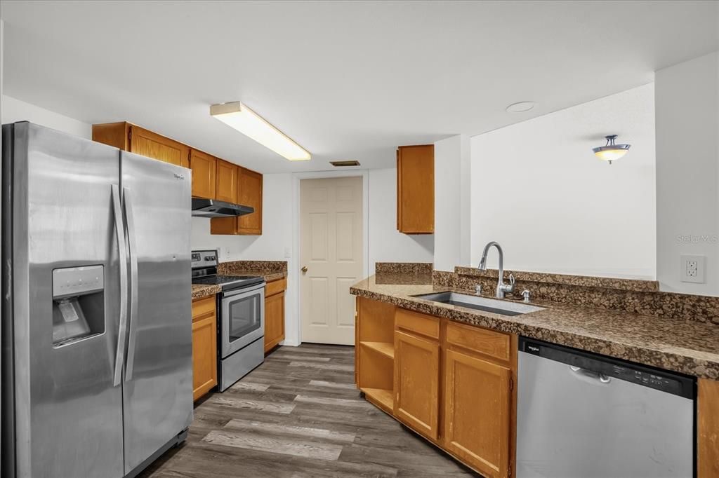 En Venta: $339,000 (3 camas, 2 baños, 1580 Pies cuadrados)