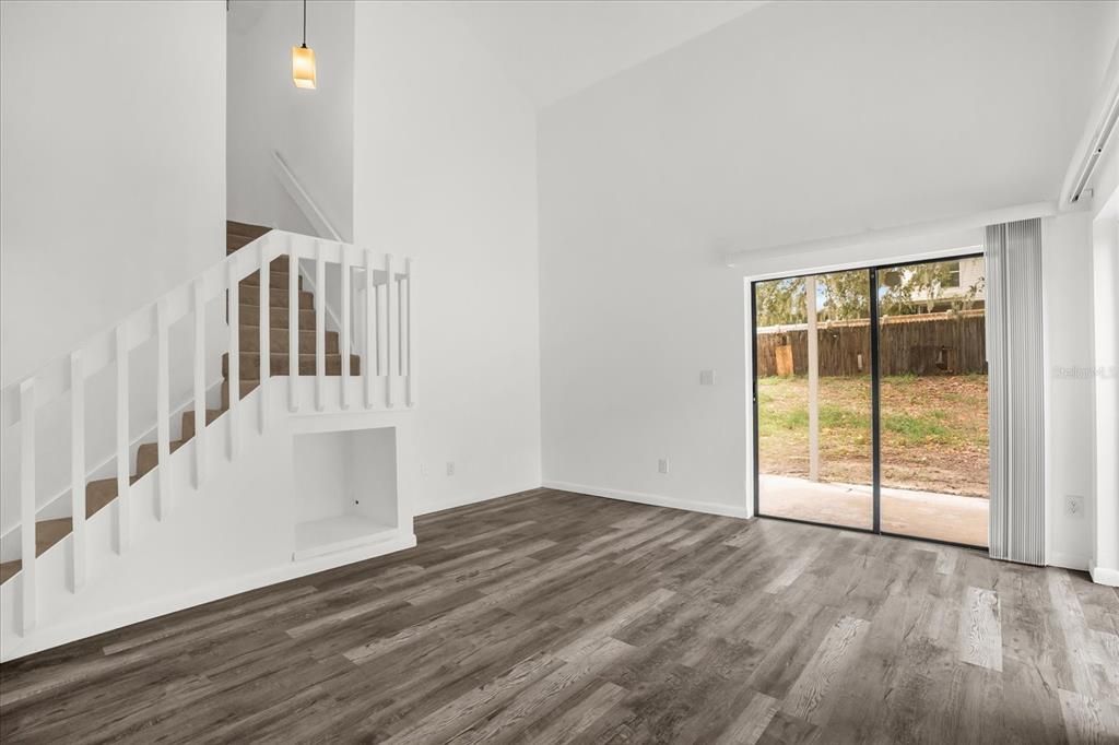 En Venta: $339,000 (3 camas, 2 baños, 1580 Pies cuadrados)