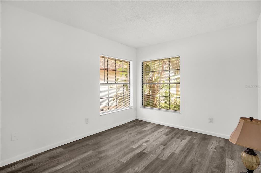 En Venta: $339,000 (3 camas, 2 baños, 1580 Pies cuadrados)