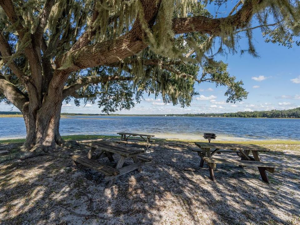 待售: $154,900 (3 贝兹, 2 浴室, 1440 平方英尺)