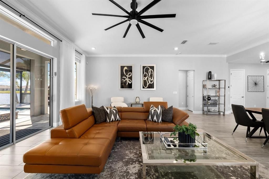 На продажу: $650,000 (4 спален, 2 ванн, 2220 Квадратных фут)