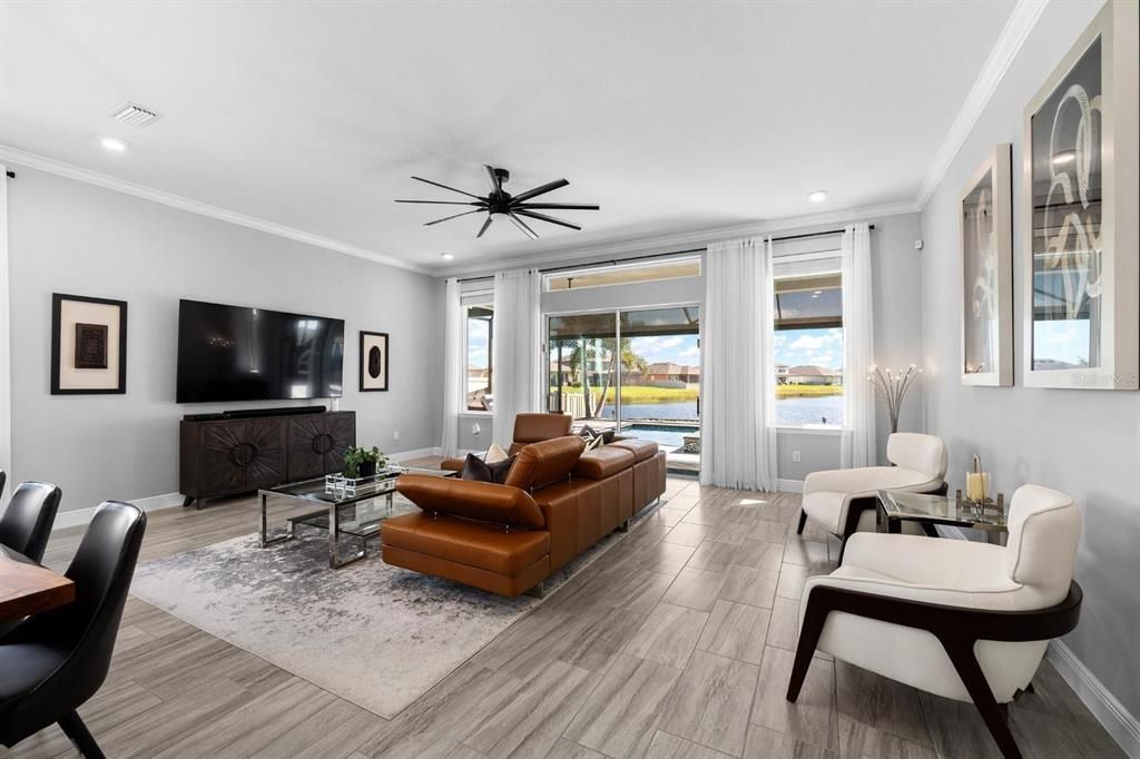 На продажу: $650,000 (4 спален, 2 ванн, 2220 Квадратных фут)