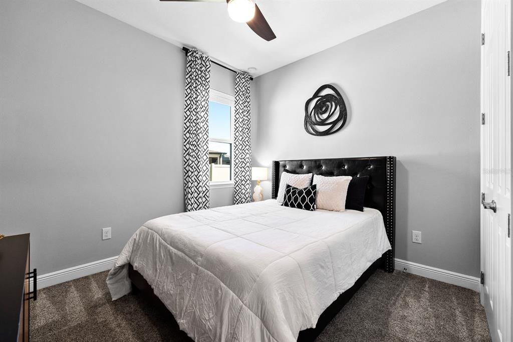 На продажу: $650,000 (4 спален, 2 ванн, 2220 Квадратных фут)