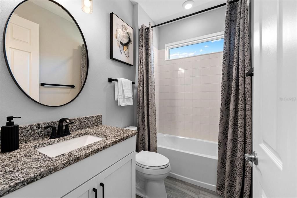 На продажу: $650,000 (4 спален, 2 ванн, 2220 Квадратных фут)