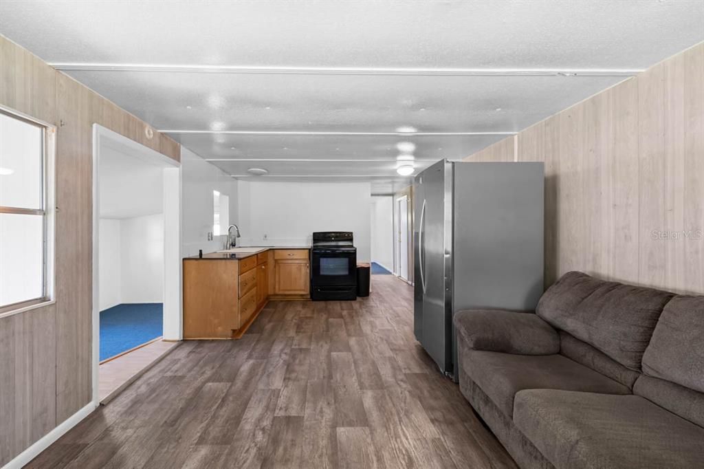 出租: $1,400 (2 贝兹, 1 浴室, 1157 平方英尺)