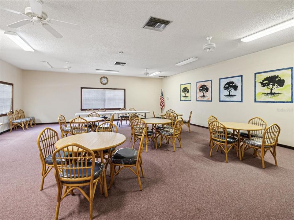 待售: $115,000 (3 贝兹, 2 浴室, 1239 平方英尺)