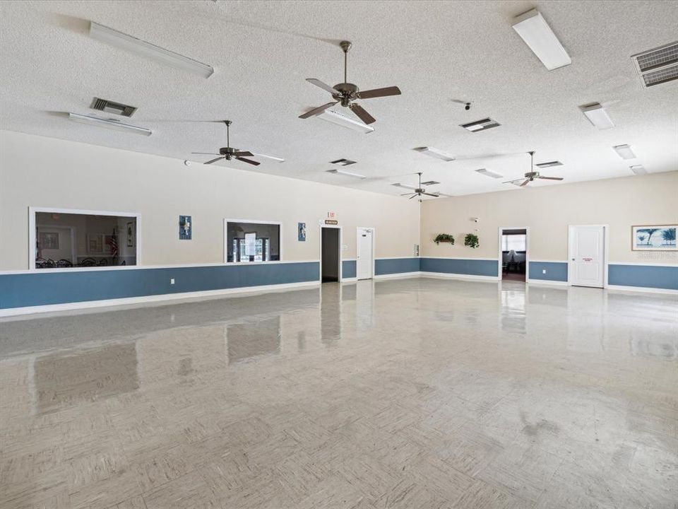 待售: $115,000 (3 贝兹, 2 浴室, 1239 平方英尺)