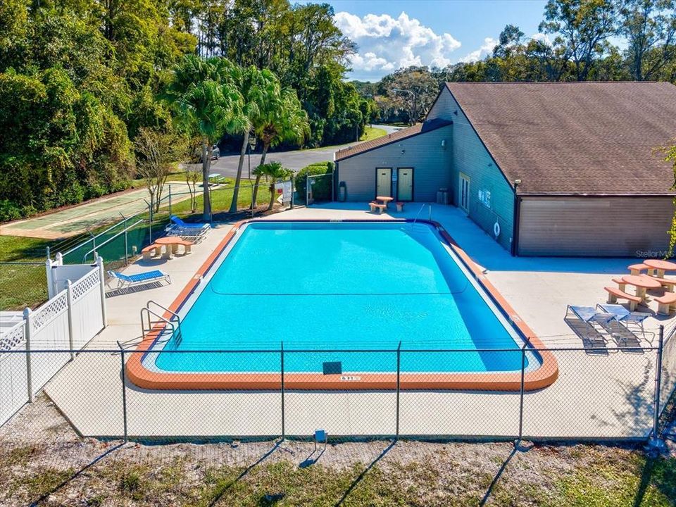 待售: $115,000 (3 贝兹, 2 浴室, 1239 平方英尺)