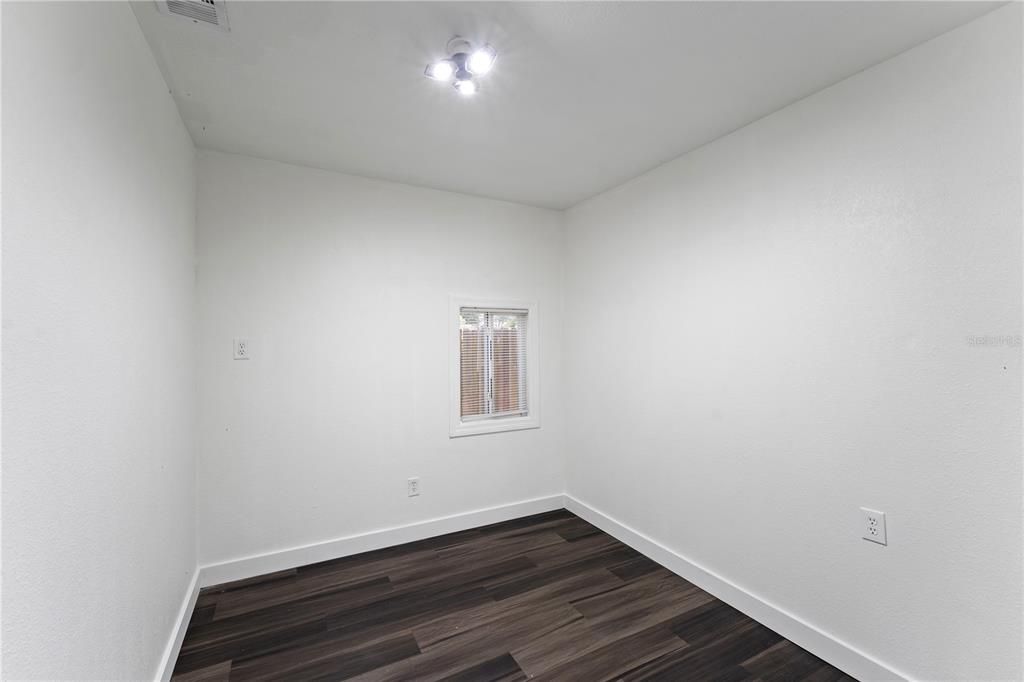 Active With Contract: $599,990 (5 beds, 3 baths, 2569 Square Feet)