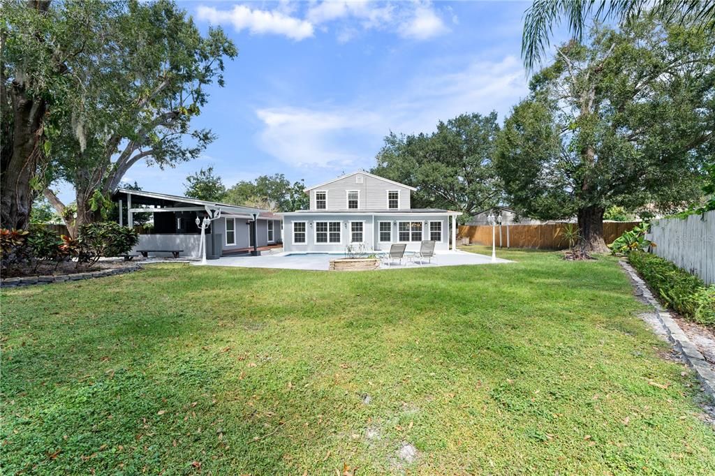 Active With Contract: $599,990 (5 beds, 3 baths, 2569 Square Feet)