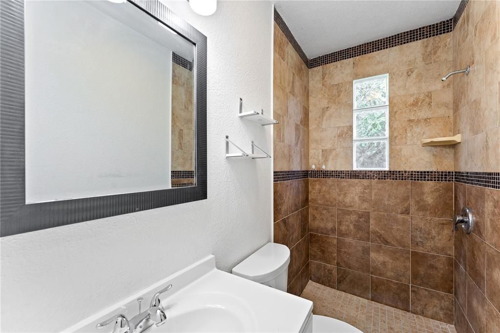 Active With Contract: $599,990 (5 beds, 3 baths, 2569 Square Feet)