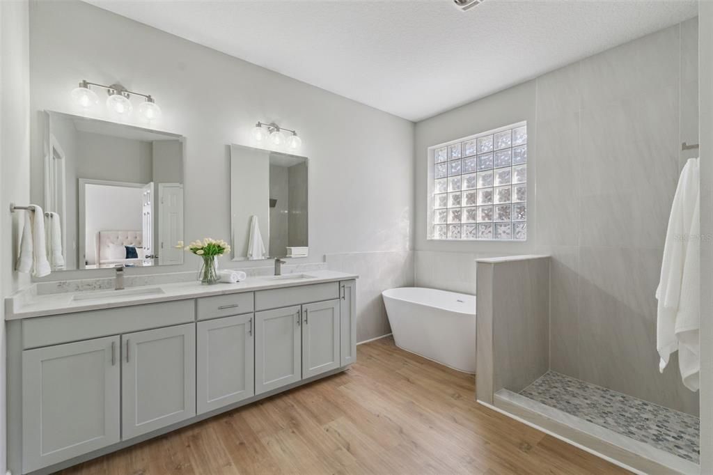 Active With Contract: $624,900 (4 beds, 3 baths, 2303 Square Feet)