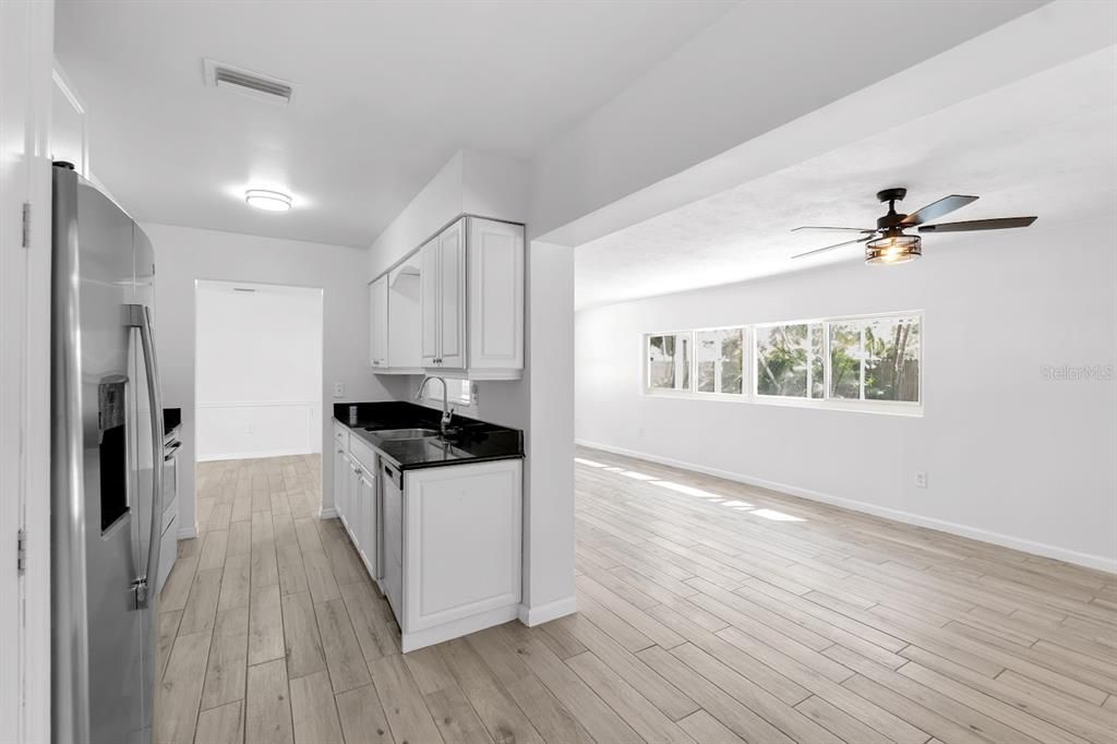 For Sale: $539,000 (3 beds, 2 baths, 1545 Square Feet)