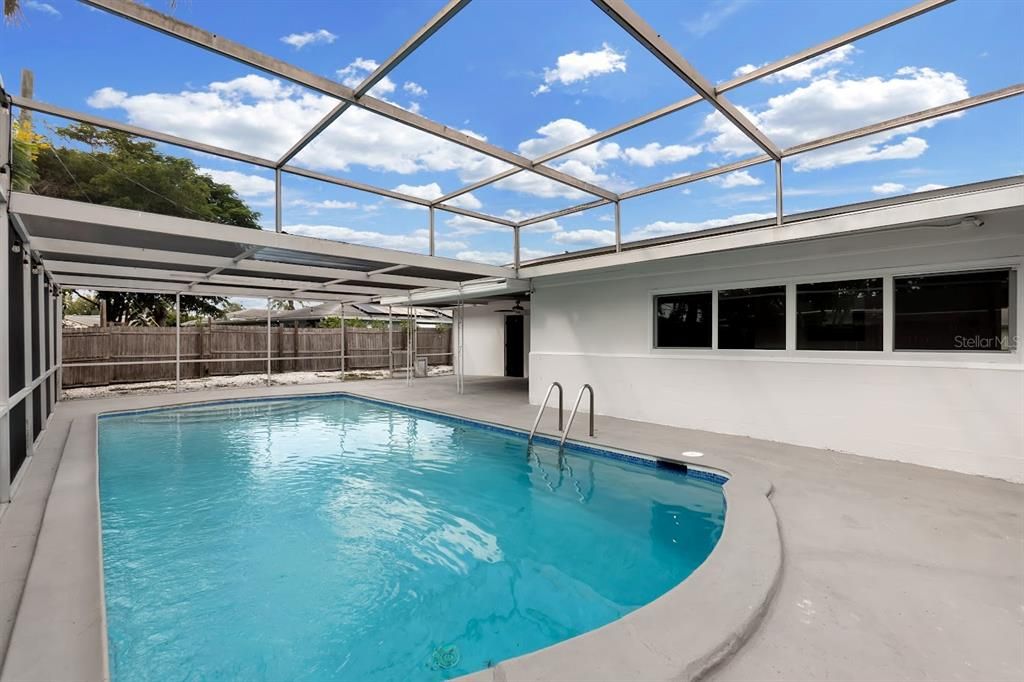 For Sale: $539,000 (3 beds, 2 baths, 1545 Square Feet)