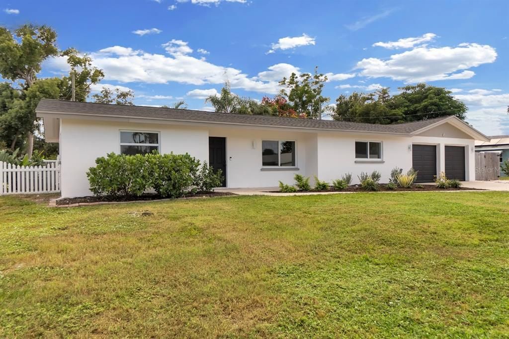 For Sale: $539,000 (3 beds, 2 baths, 1545 Square Feet)