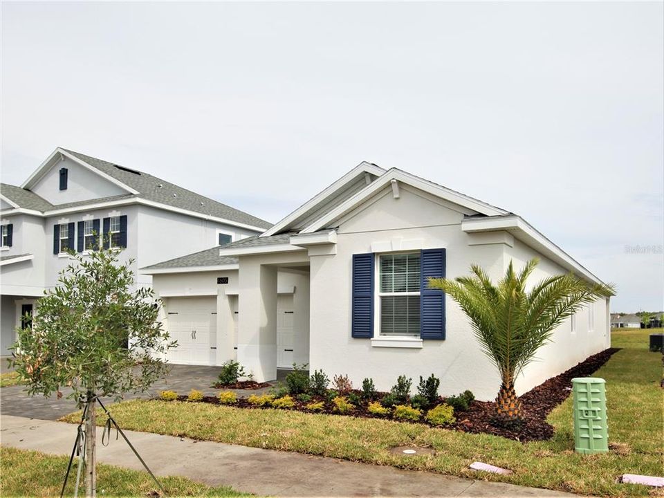 Active With Contract: $2,650 (4 beds, 3 baths, 2166 Square Feet)