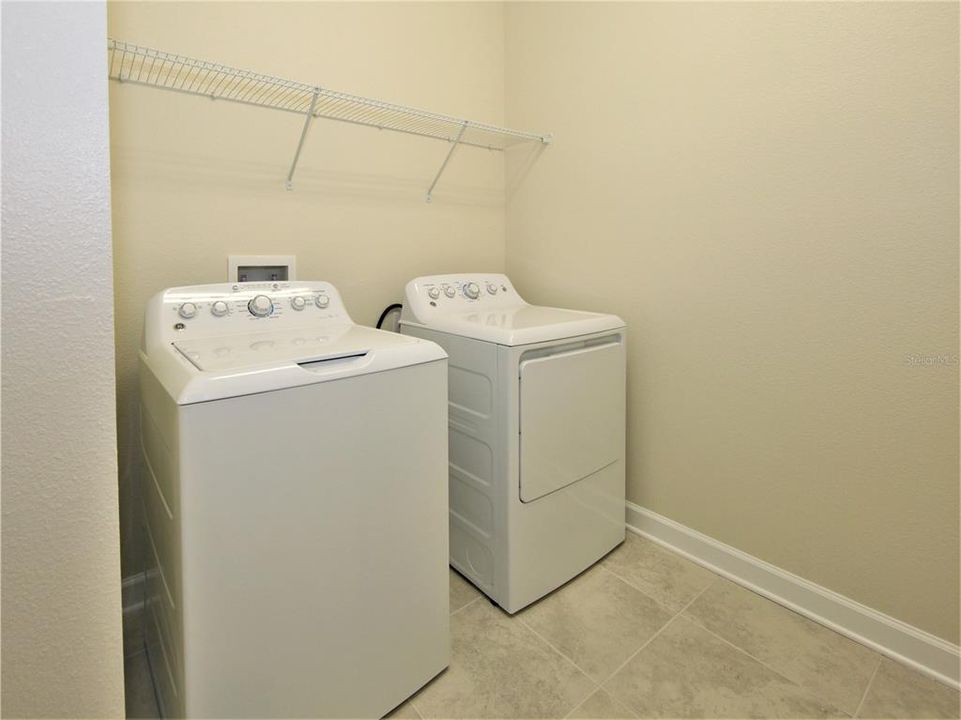 Active With Contract: $2,650 (4 beds, 3 baths, 2166 Square Feet)