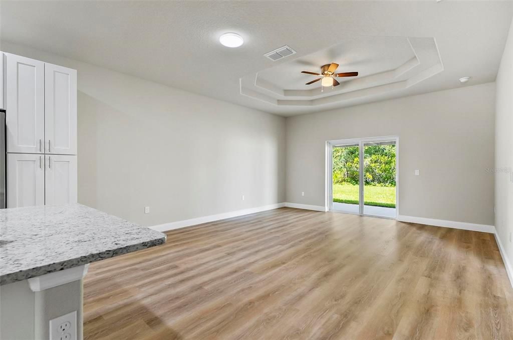 В аренду: $1,800 (3 спален, 2 ванн, 1189 Квадратных фут)