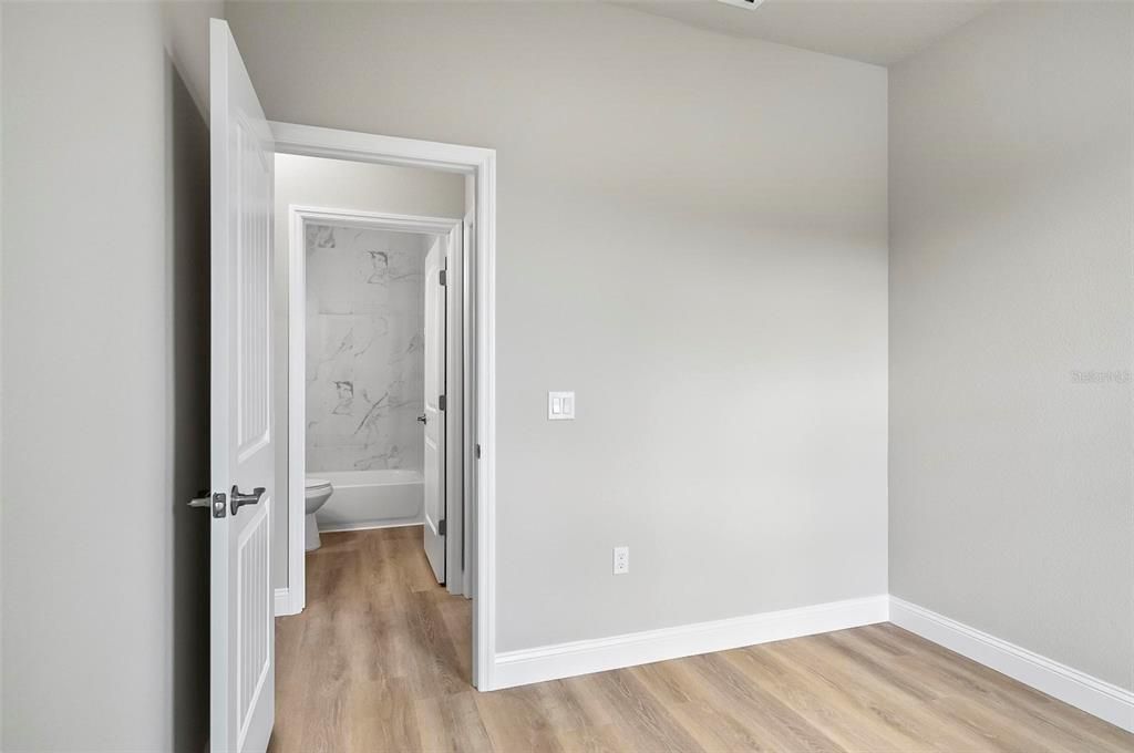 В аренду: $1,800 (3 спален, 2 ванн, 1189 Квадратных фут)