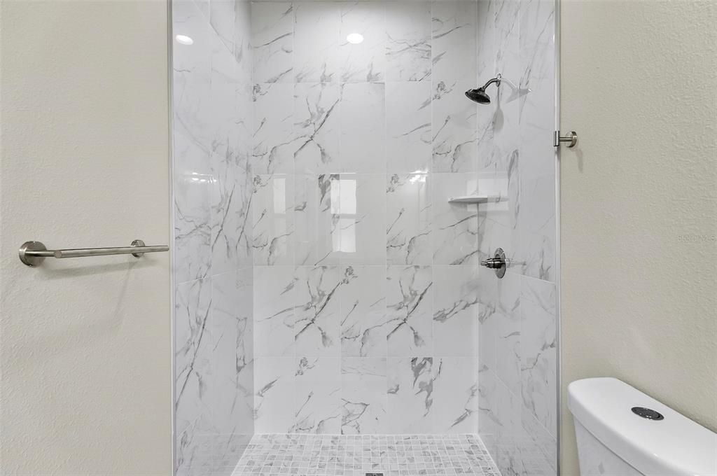 В аренду: $1,800 (3 спален, 2 ванн, 1189 Квадратных фут)