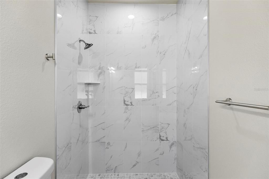 В аренду: $1,800 (3 спален, 2 ванн, 1189 Квадратных фут)