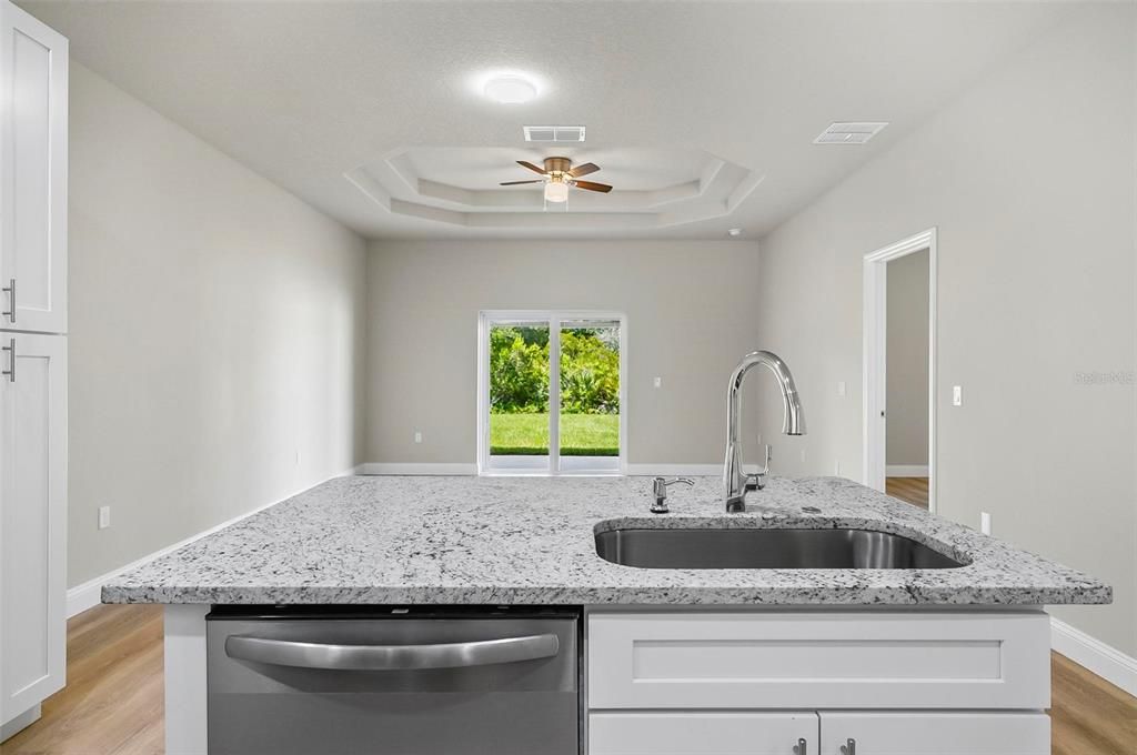 В аренду: $1,800 (3 спален, 2 ванн, 1189 Квадратных фут)