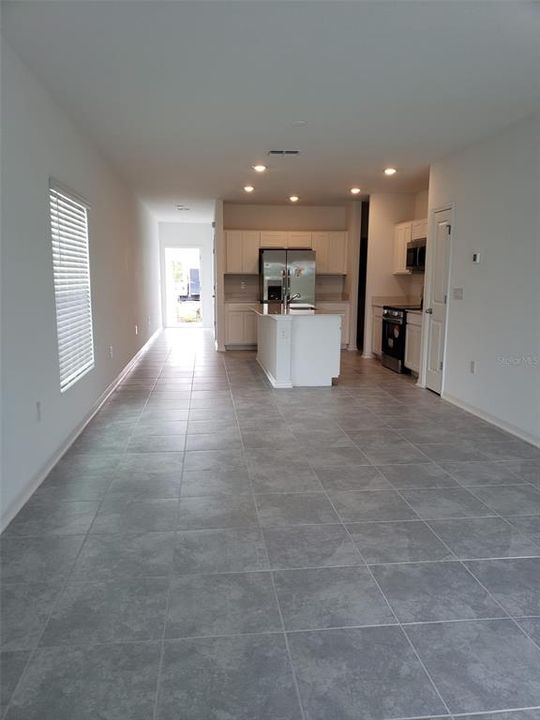 待售: $303,000 (3 贝兹, 2 浴室, 1432 平方英尺)