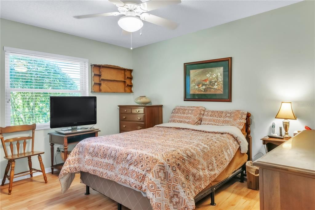 For Sale: $585,000 (4 beds, 2 baths, 2187 Square Feet)