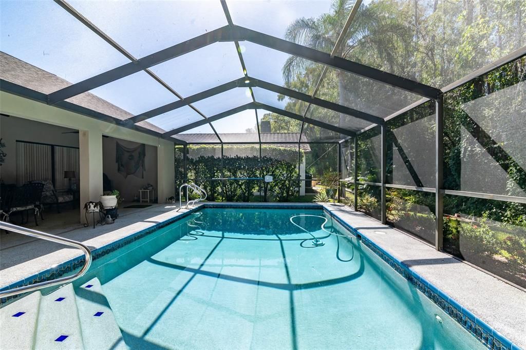 For Sale: $585,000 (4 beds, 2 baths, 2187 Square Feet)